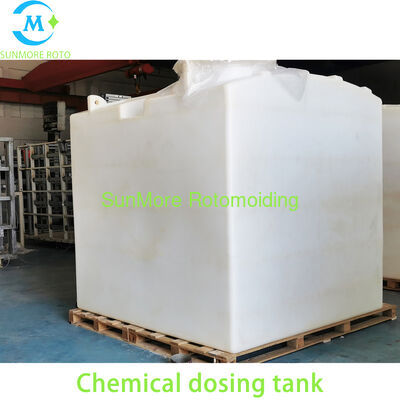 Buy 800L Rectangular Plastic Tanks , LLDPE Square Plastic Tanks For System Integration Expansion online manufacture