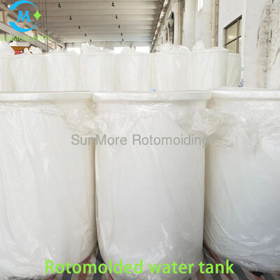 China 5000l round plastic containers factory
